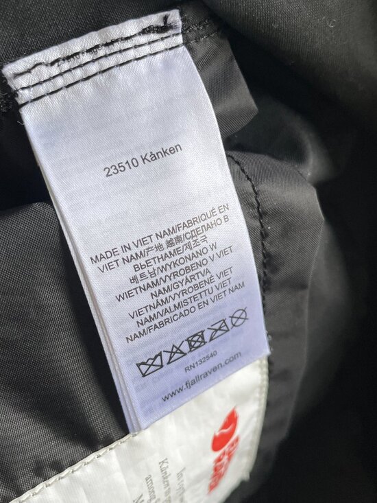 Fjallraven Kanken 23510 Flat Black Backpack Small Book Bag main image 5